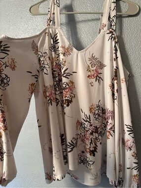 torrid Cream Floral Cold-Shoulder Top